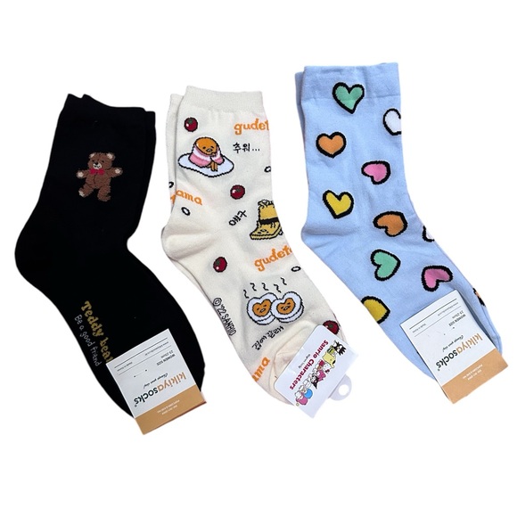 Kikiya Socks Other - NWT 3pk mid-length socks from Korea (one size)
